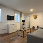 Centrally Located In Madrid 3I